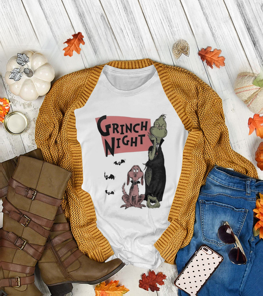Grinch and Max Halloween Night Spooky Scene T-Shirt