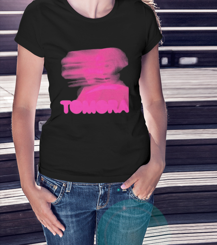 TOMORA Pink Blurred Portrait Friendly Companion T-Shirt