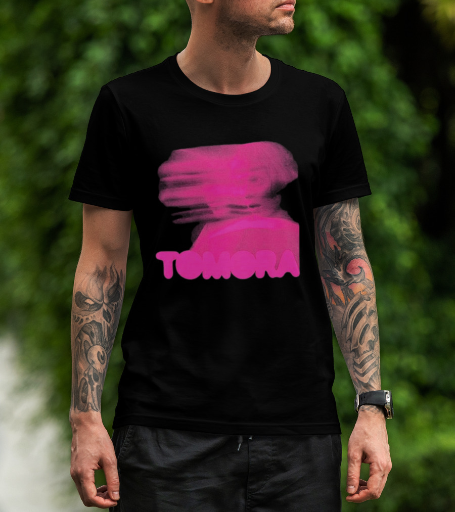 TOMORA Pink Blurred Portrait Friendly Companion T-Shirt