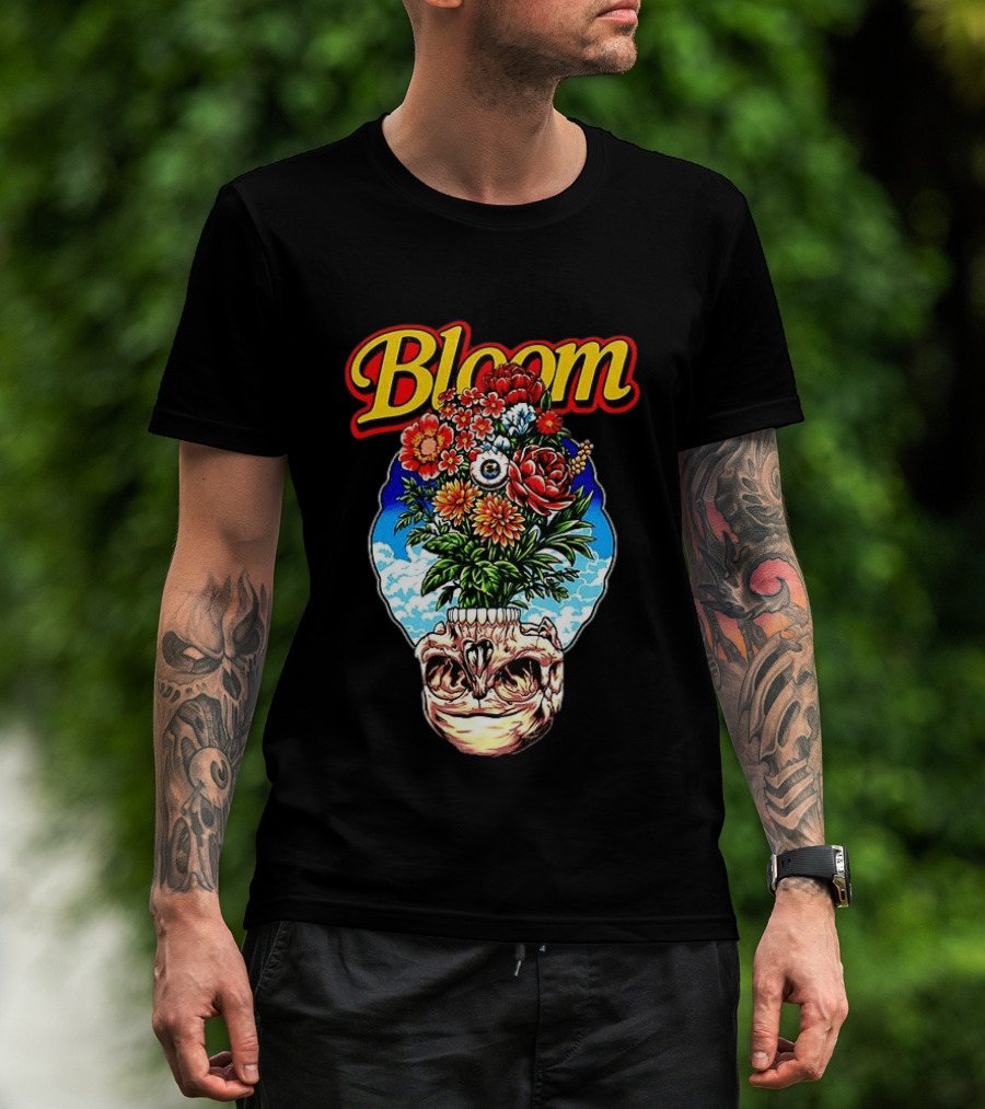 Bloom Skulls And Flowers Summer Classic Vibrant Floral Eyeball T-Shirt