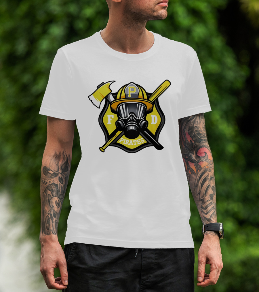 Pittsburgh Pirates Firefighter Helmet Ax FD Spirit T-Shirt