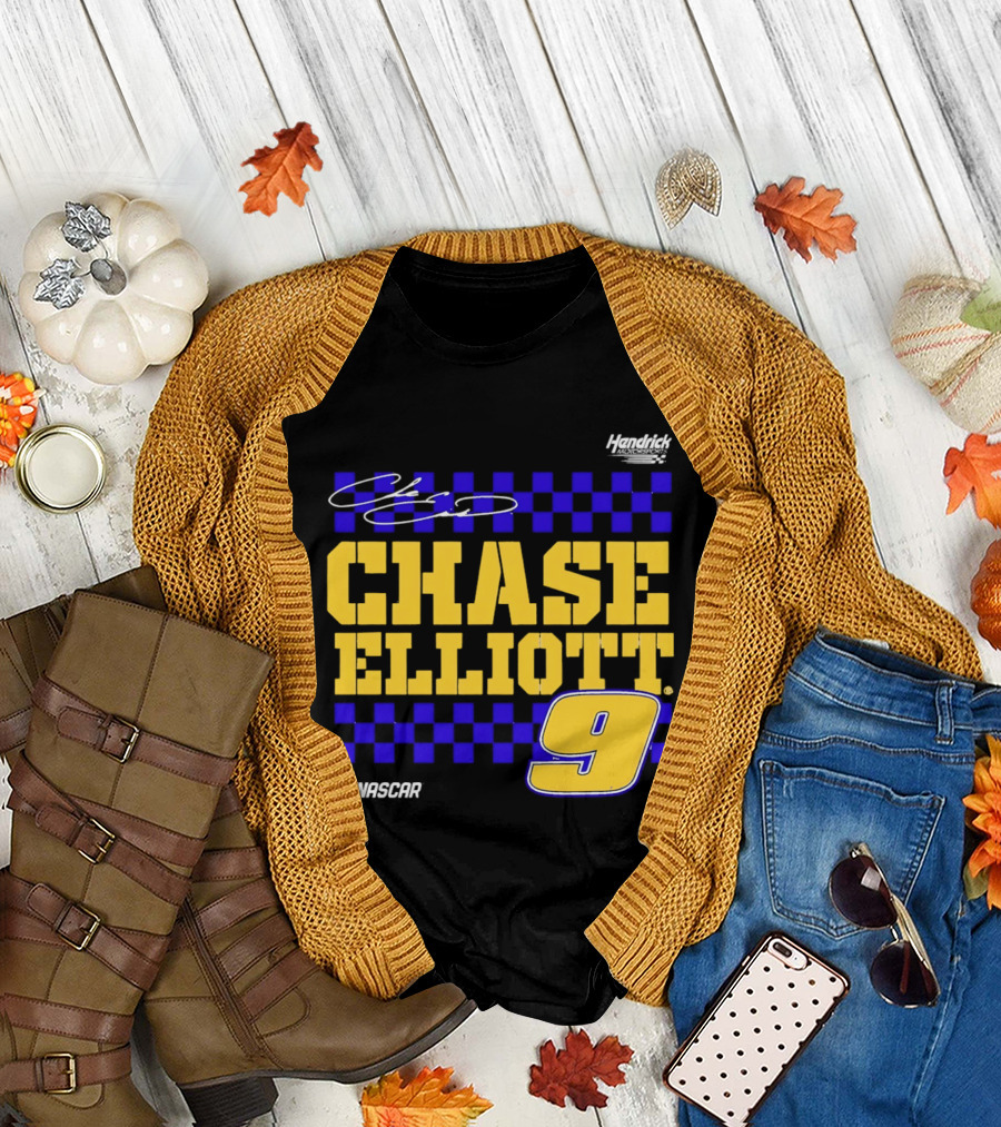 Chase Elliott 9 NASCAR Hendrick Motorsports Vive La Fete Autographed T-Shirt
