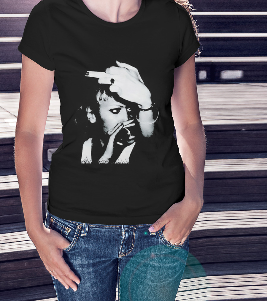 Gwen Stefani Middle Finger Classic Punk Rock Iconic Gesture T-Shirt