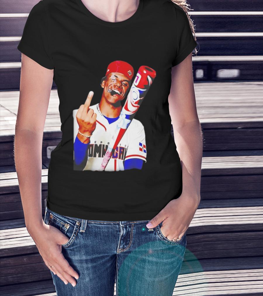 Juan Soto Dominican Republic Baseball Smoking Gesture Middle Finger T-Shirt