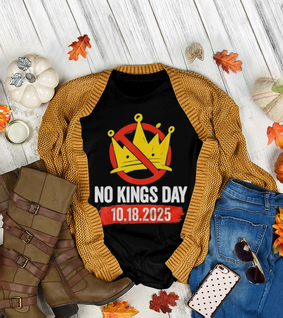 No Kings Day 10.18.2025 Crown Symbol T-Shirt