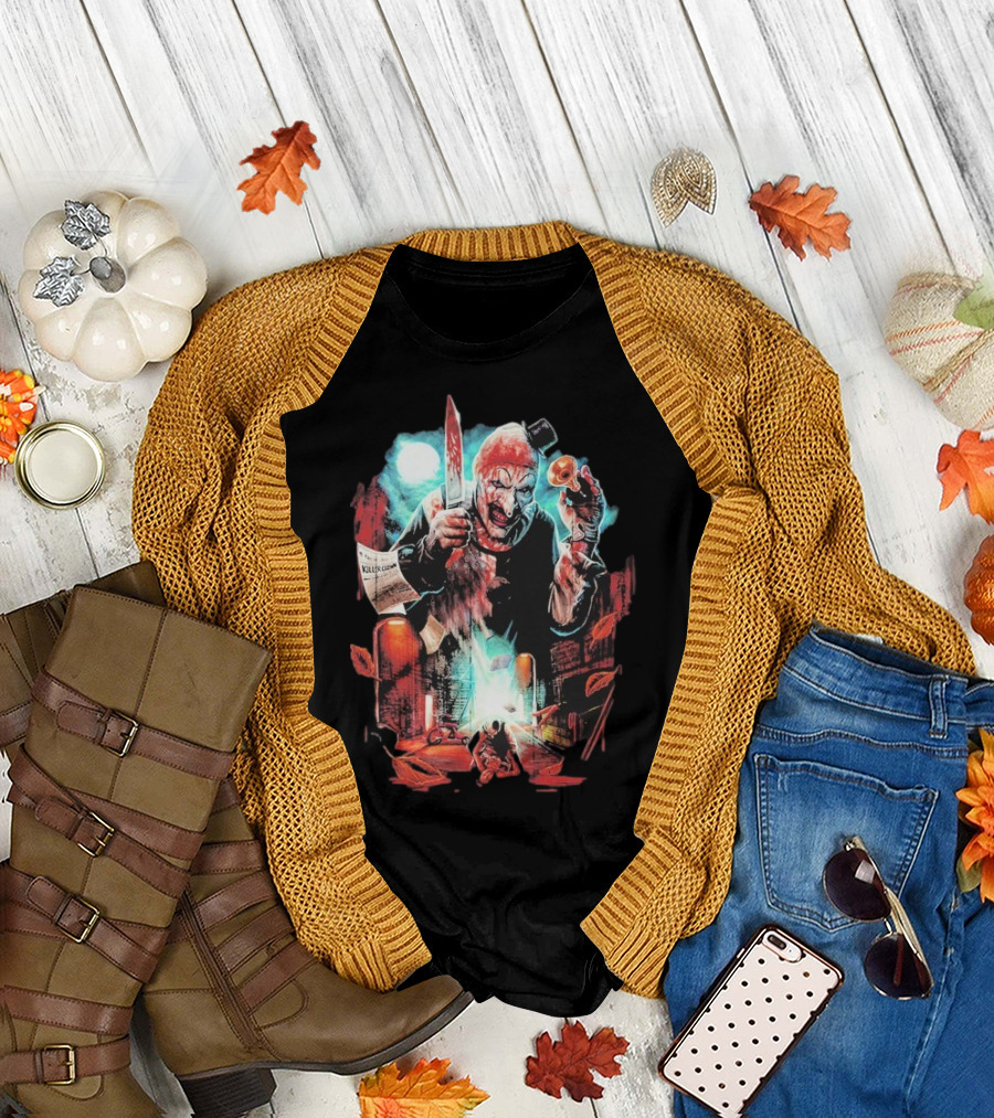 Terrifier Jokes On You Bloodstained Killer Clown with Knife and Newspaper T-Shirt
