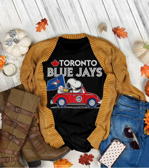 Toronto Blue Jays Snoopy Woodstock Volkswagen Beetle Fan Celebration T-Shirt