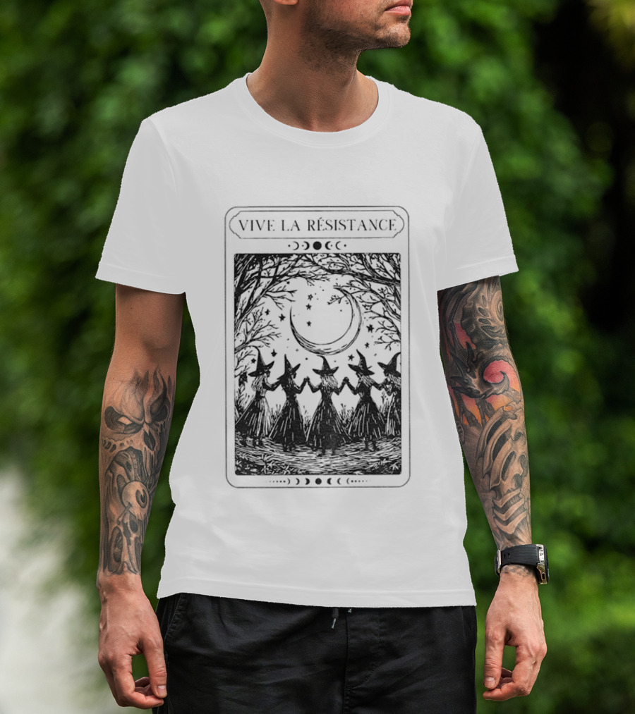 Vive La Resistance Crescent Moon Witches Tarot Card Halloween Feminist Anti Patriarchy T-Shirt