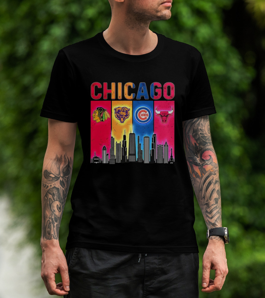 Chicago Blackhawks Bears Cubs Bulls Skyline T-Shirt