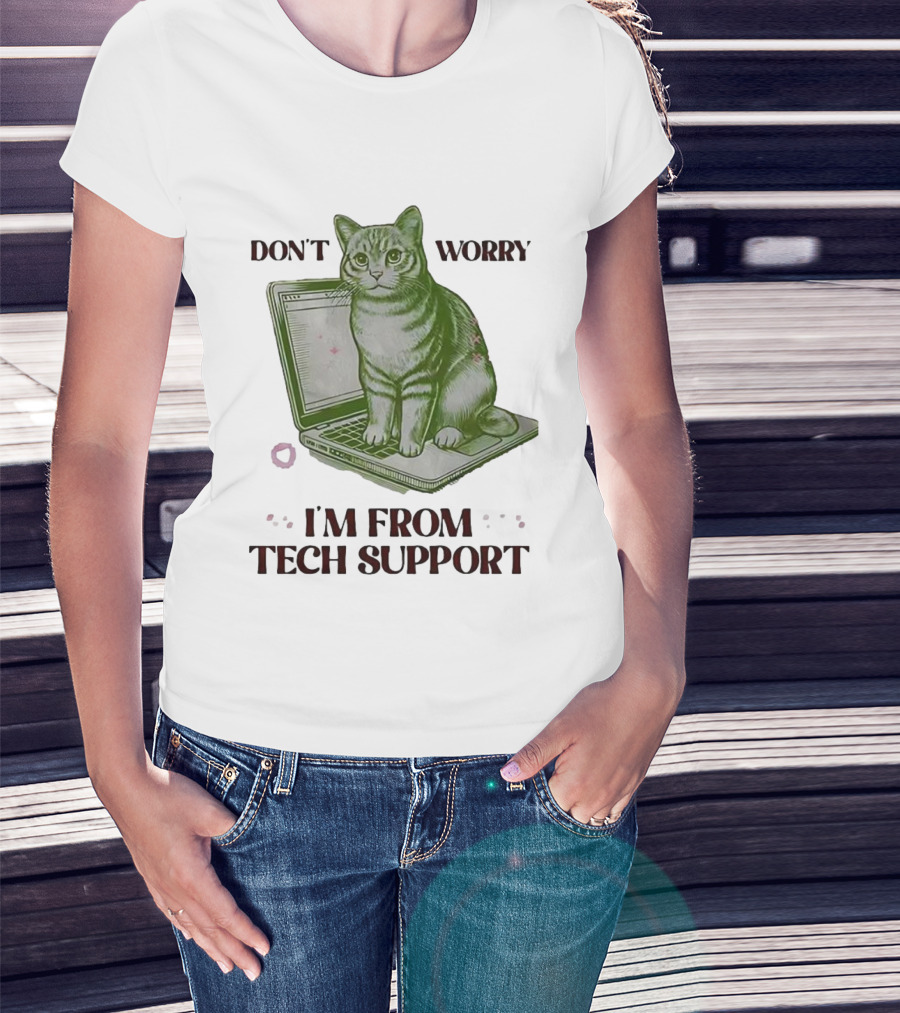 Don't Worry I'm From Tech Support Cat Laptop T-Shirt