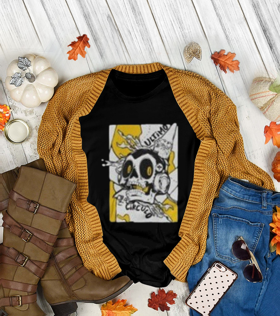 El Ultimo Circulo Legado Ghostcito Skull Headphones Explosion T-Shirt