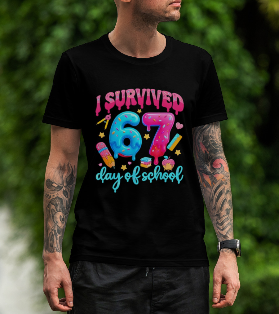 I Survived 67 Days Of School Pencil Cupcake Book Stars Hearts T-Shirt