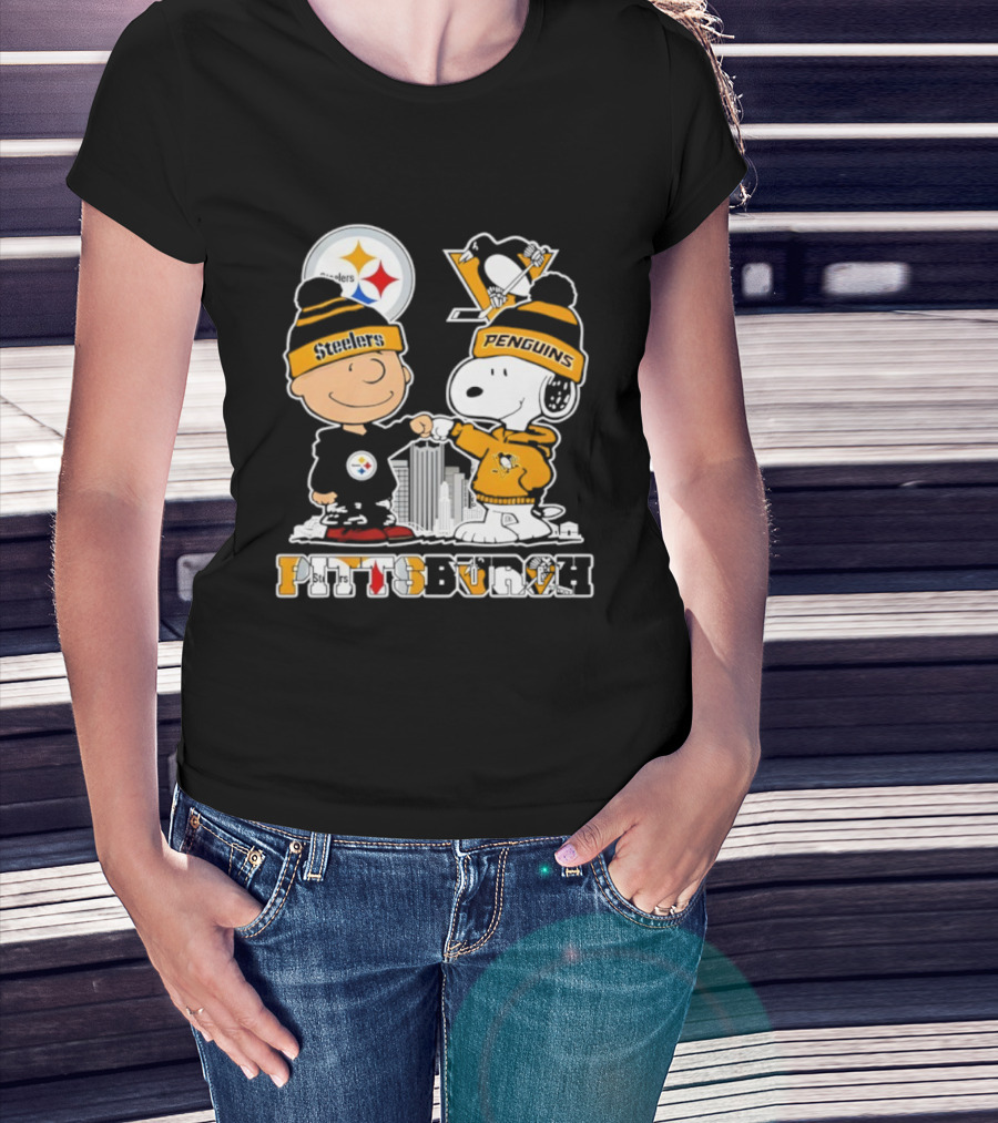 Pittsburgh Steelers Penguins Snoopy Charlie Brown Commemorative Sports Fan Graphic T-Shirt