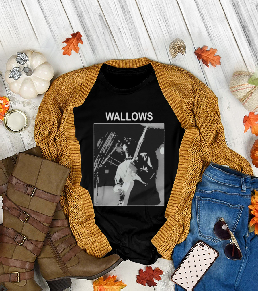Wallows Braeden Lemasters Guitar Performance Photo T-Shirt