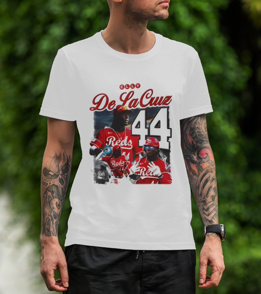 De La Cruz 44 Reds Vintage Style Electricidad Sports Icon T-Shirt
