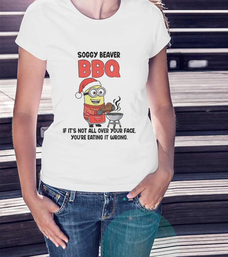 Minion Soggy Beaver BBQ Christmas Funny Eating It Wrong T-Shirt