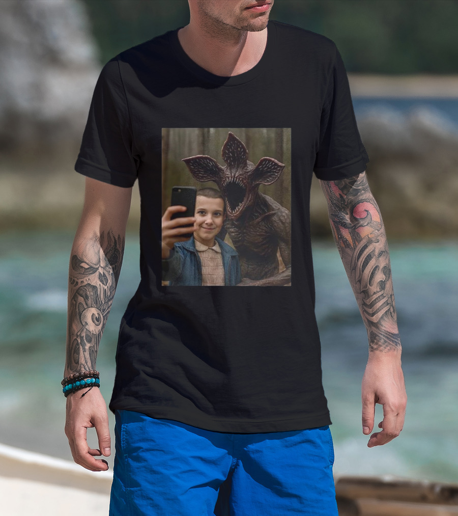 Stranger Things Eleven Demogorgon Selfie Meme Viral Fan Favorite Moment Iconic Scene T-Shirt