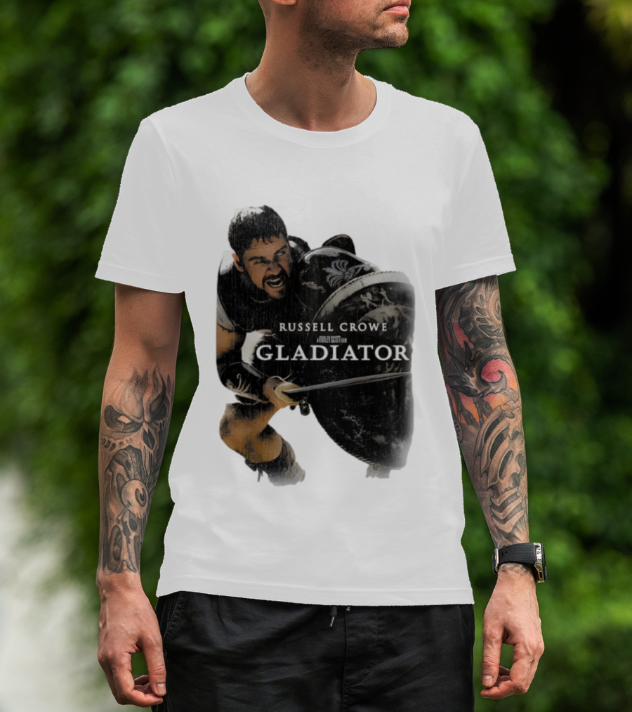 Russell Crowe Gladiator Ridley Scott Movie Character Shield Sword T-Shirt