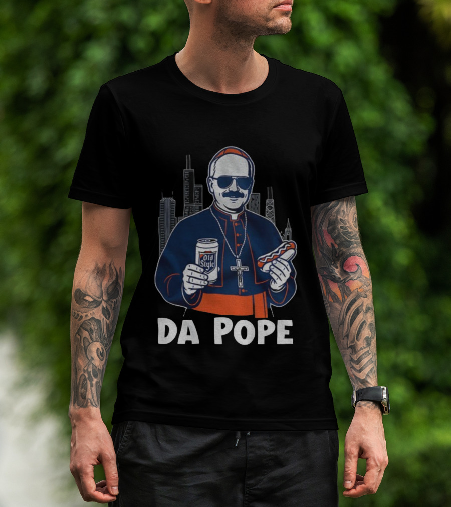 Chicago Da Pope Old Style Hot Dog City Skyline Bears Football T-Shirt