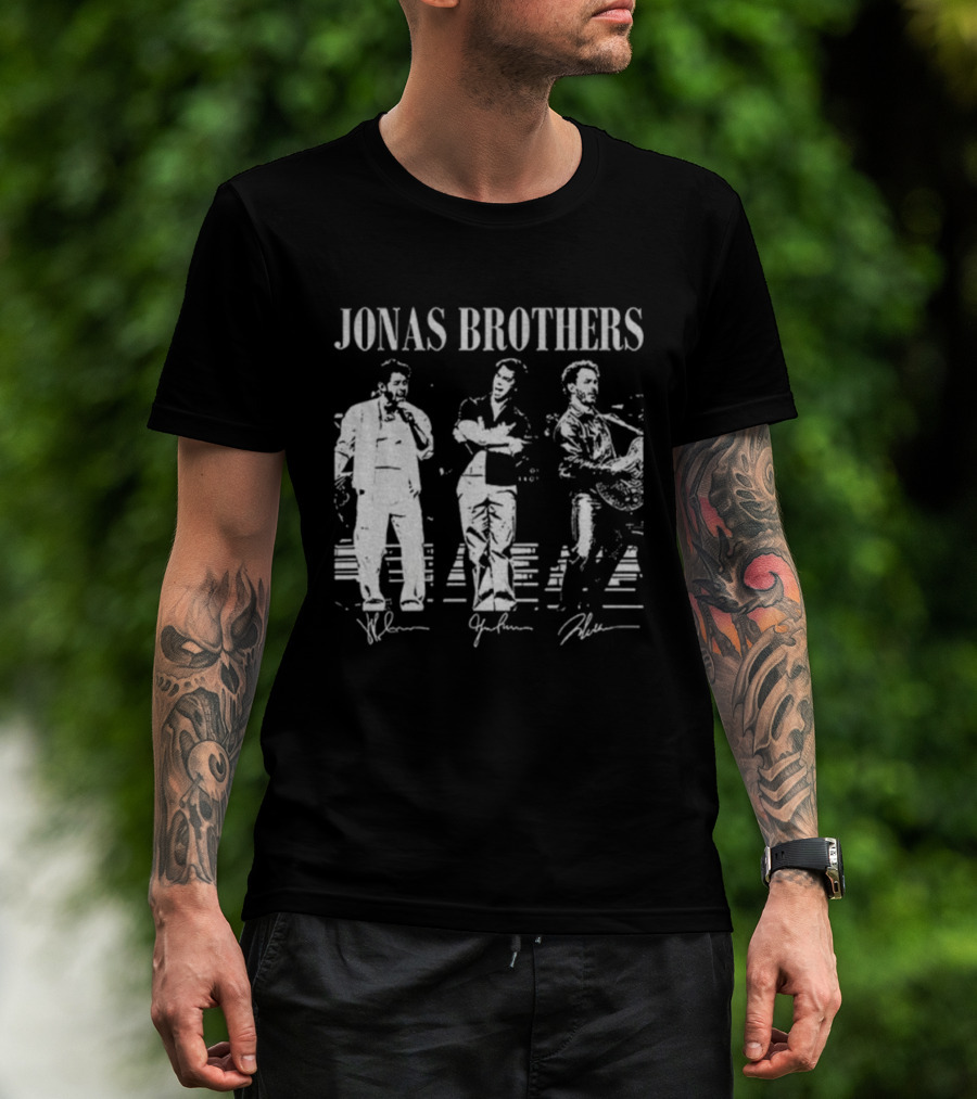 Jonas Brothers Vintage Tour 20th 2025 Signature Music T-Shirt