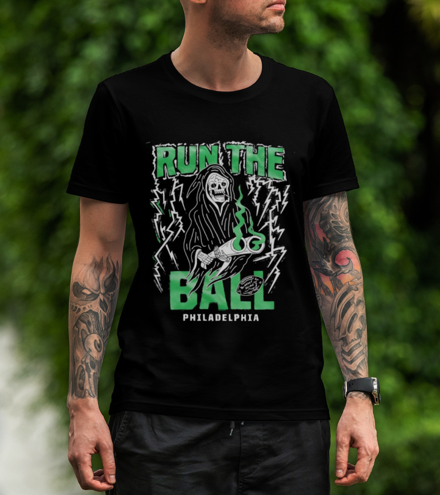 Philadelphia Grim Reaper Run The Ball Football Halloween T-Shirt