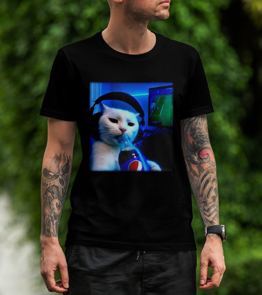 Cat Wearing Headphones Drinking Pepsi Gaming Meme T-Shirt