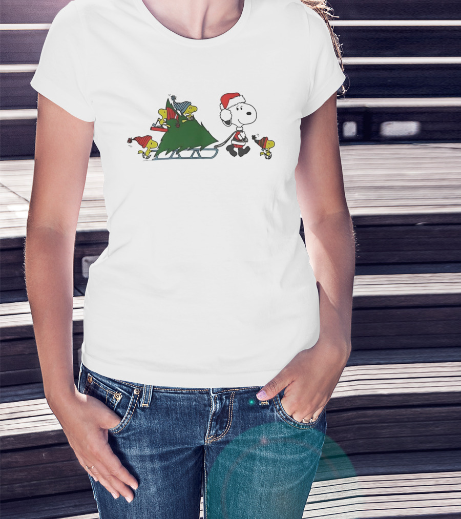 Snoopy Woodstock Christmas Tree Sled Winter Scene Cute T-Shirt