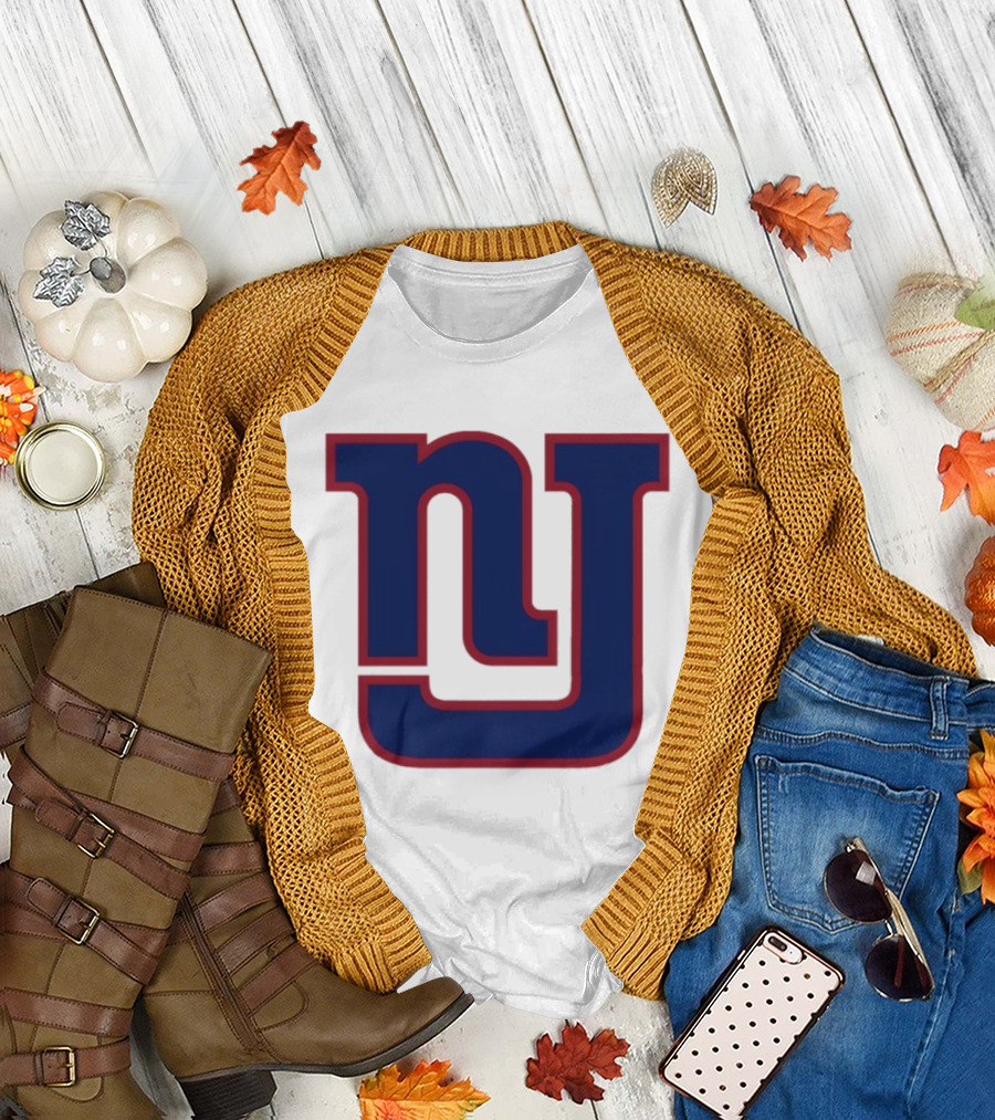 New York Giants NY Style Twist Iconic Emblem Football Team T-Shirt