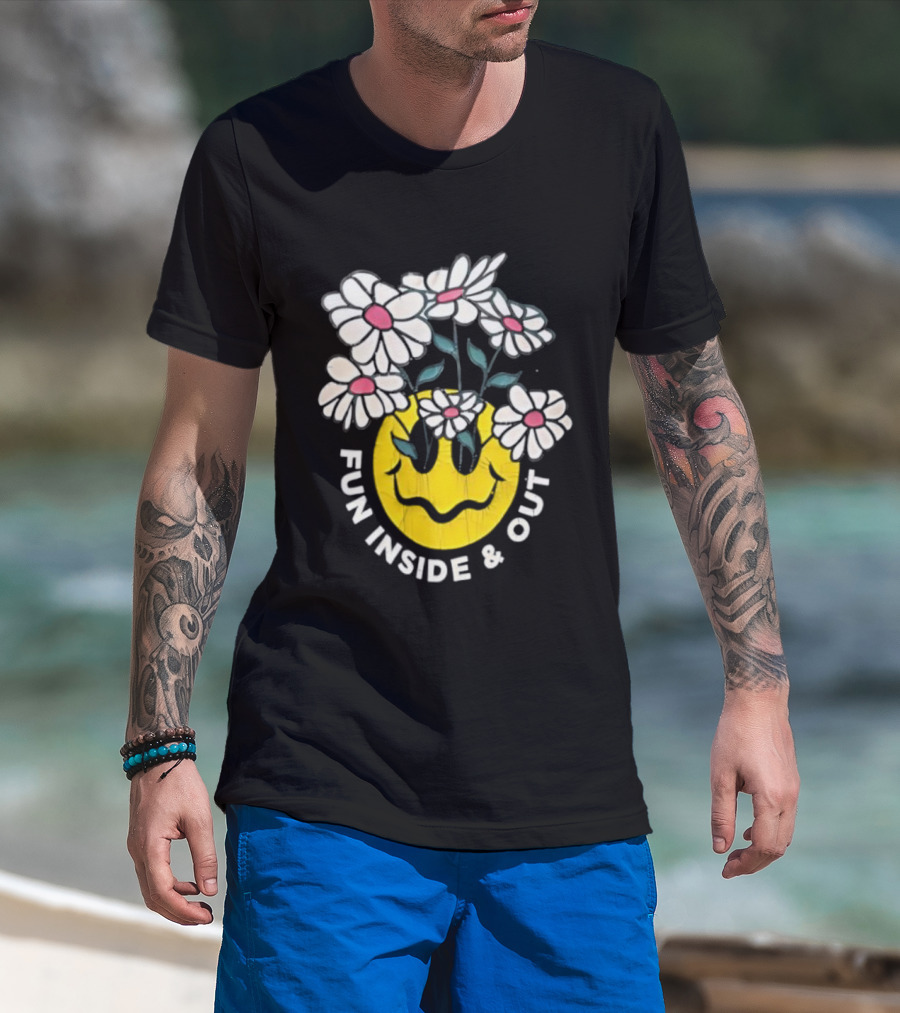 Fun Inside And Out Yellow Smiley Face With Daisies T-Shirt