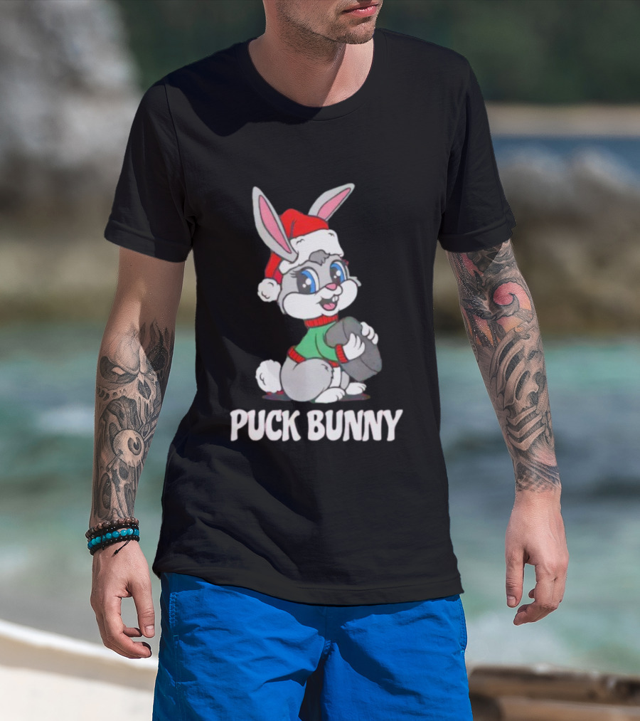 Puck Bunny Christmas Festive Holiday Hockey Rabbit In Santa Hat T-Shirt