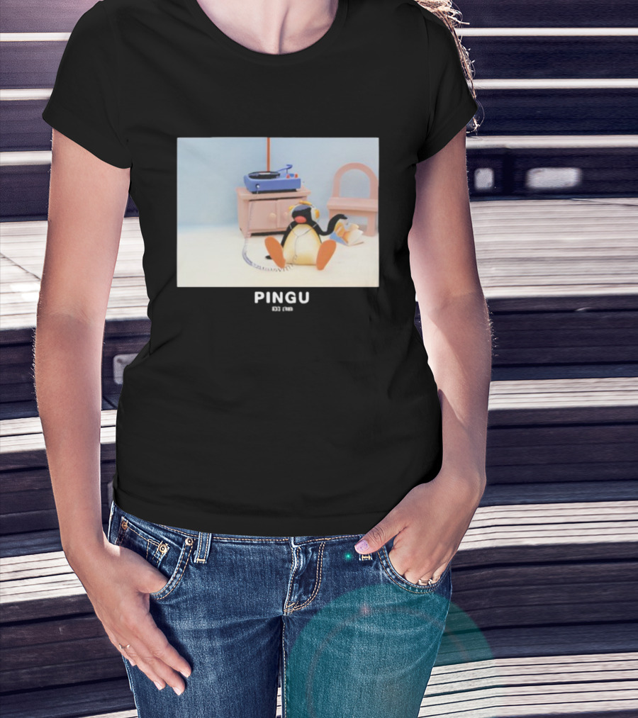 Pingu Chill 1986 Retro Music Vibes T-Shirt