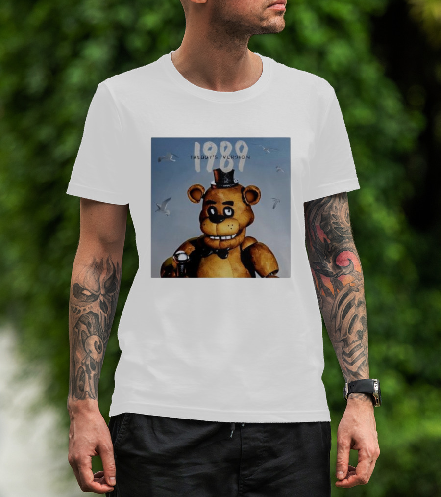 1989 Freddy's Version Bear With Microphone And Seagulls T-Shirt