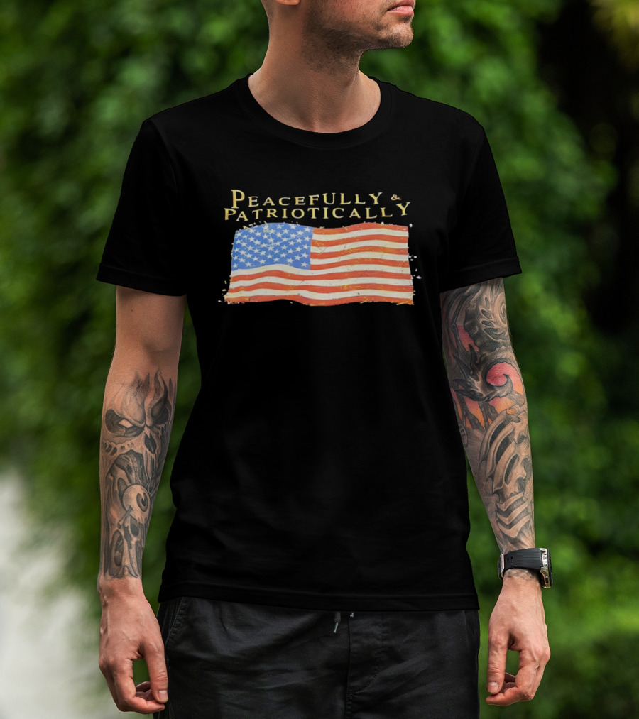 Peacefully & Patriotically American Flag USA T-Shirt
