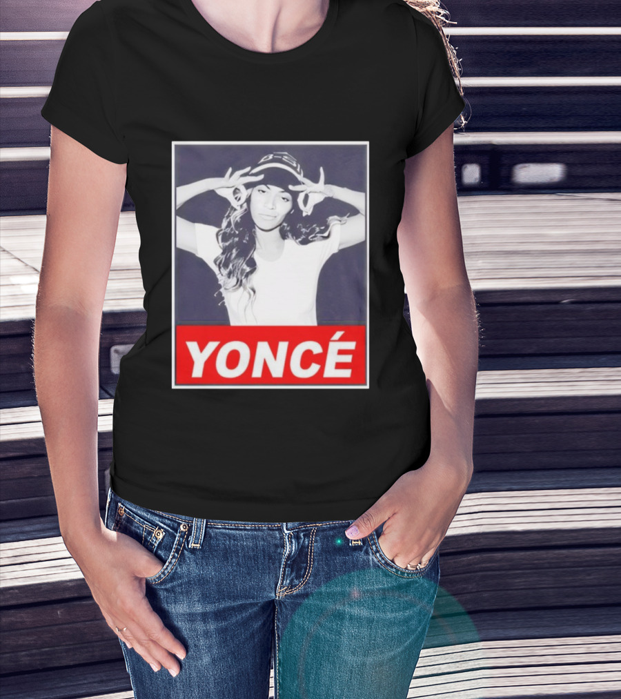Yoncé Beyoncé Pose B★B Beanie Style T-Shirt