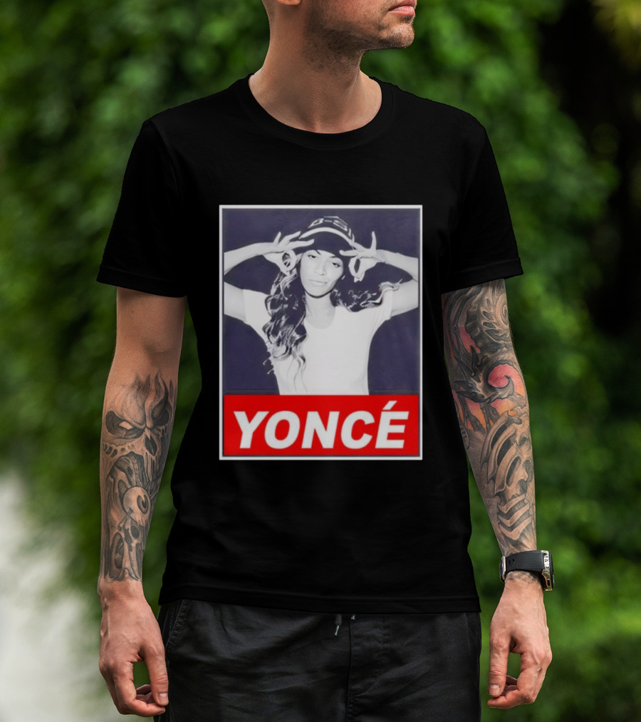 Yoncé Beyoncé Pose B★B Beanie Style T-Shirt