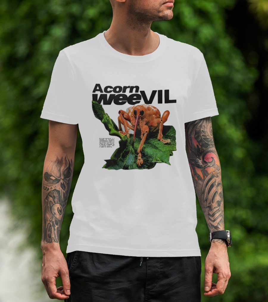 Acorn Weevil On Leaf Close-Up Stare T-Shirt