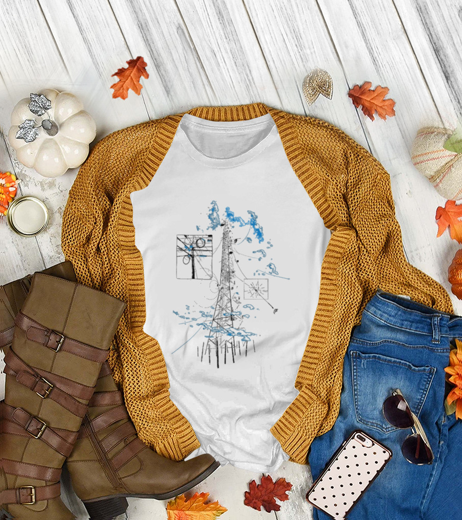 Free Finga Bokštas Visual Telecommunication Tower Elements Clouds T-Shirt