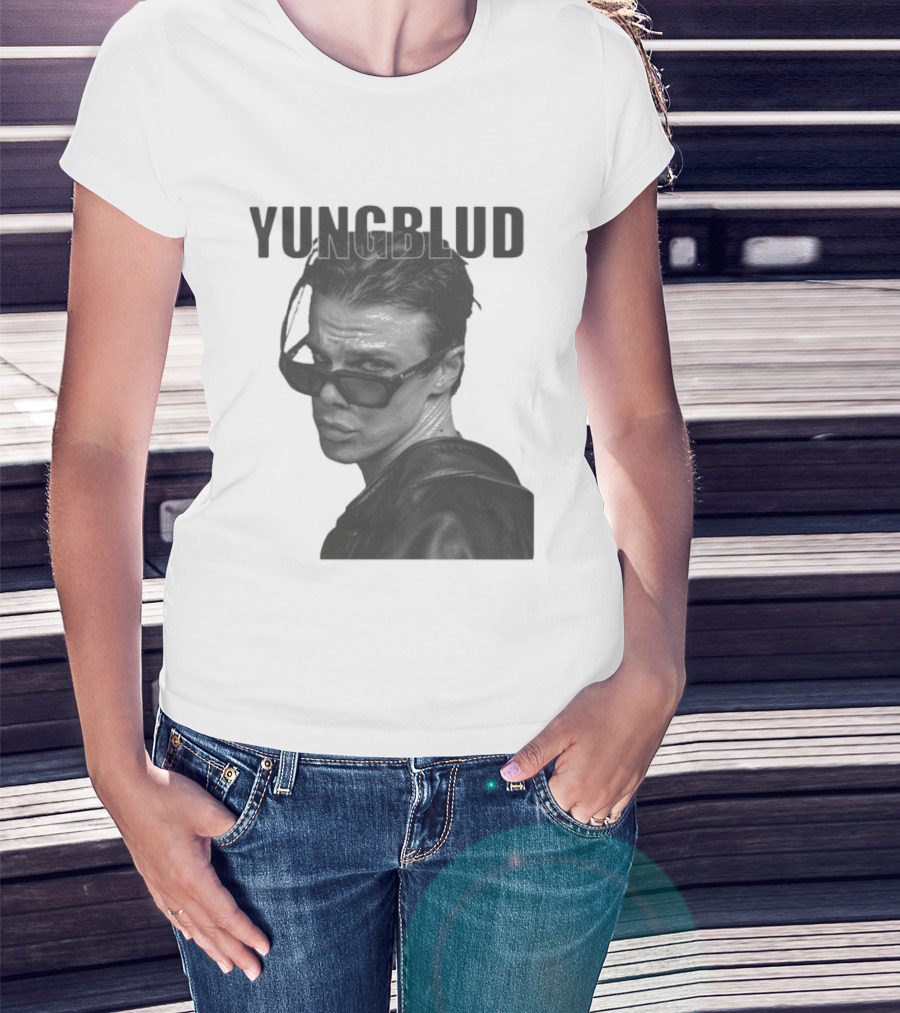 YUNGBLUD Sunglasses Cool Pose T-Shirt