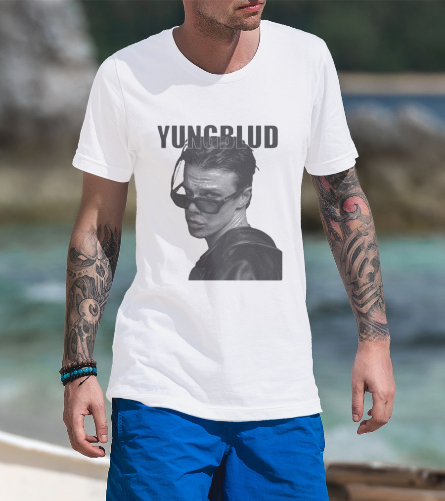 YUNGBLUD Sunglasses Cool Pose T-Shirt