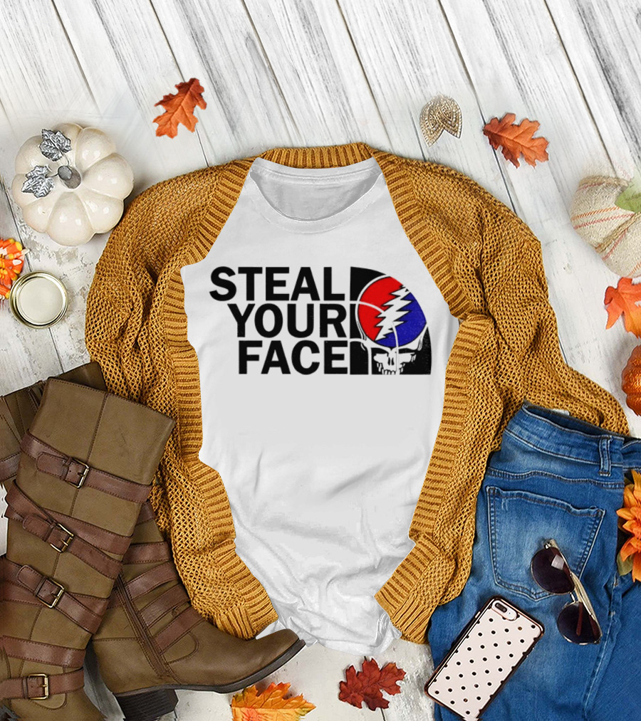 Grateful Dead Steal Your Face Skull Red Blue Lightning Bolt T-Shirt