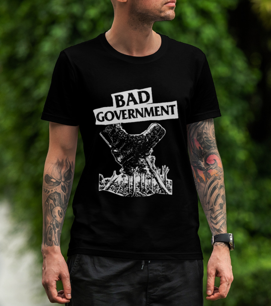 Bad Government Tree Stump Political Satire T-Shirt