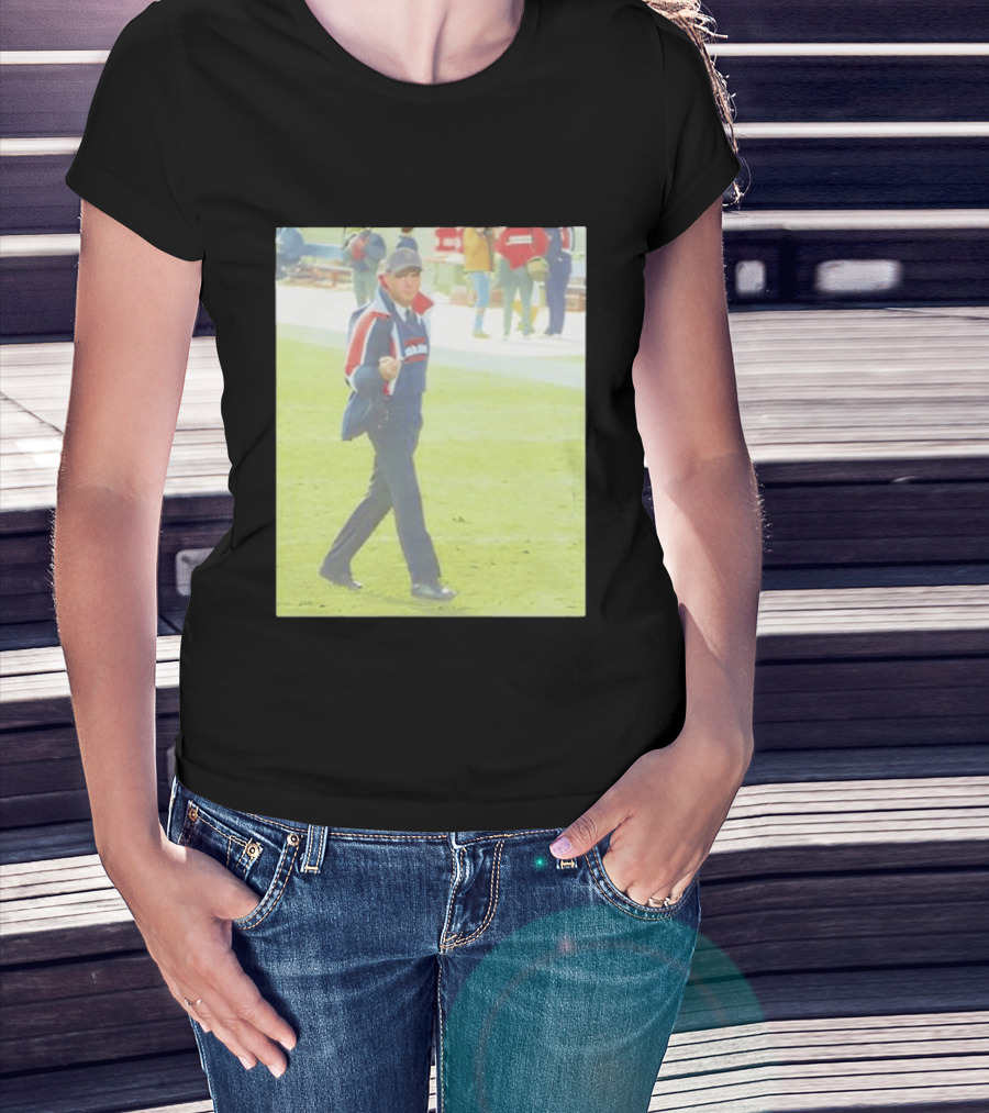 Chicago Bears Mike Ditka Da Coach Middle Finger Iconic Gesture T-Shirt