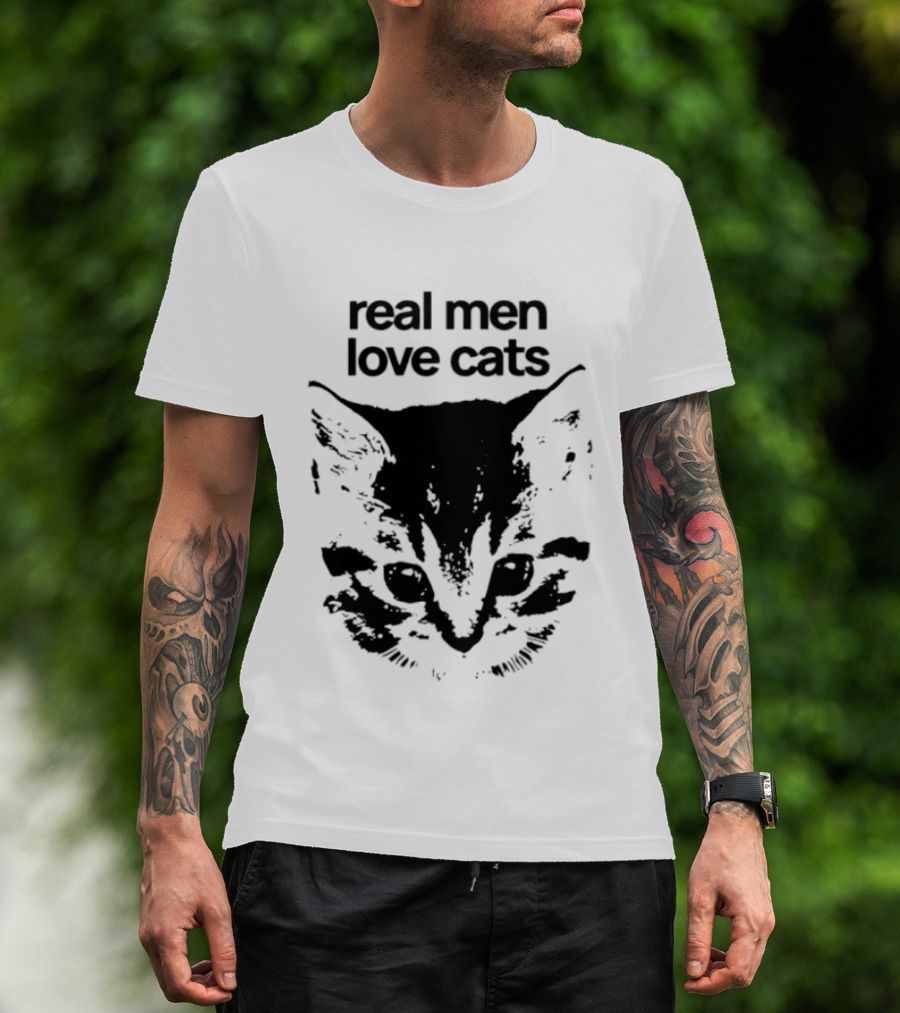 Real Men Love Cats Feline Face T-Shirt