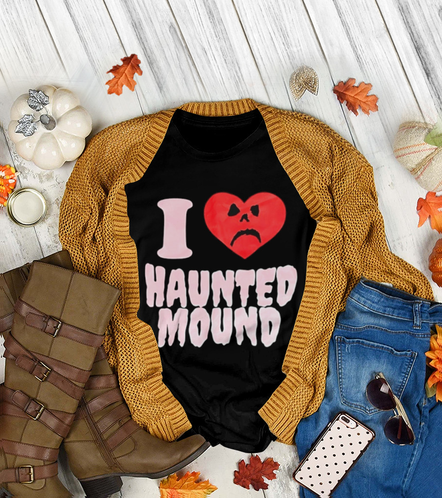 I Love Haunted Mound Heart Face T-Shirt