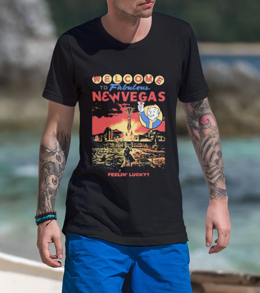 Welcome To Fabulous New Vegas Feeling Lucky Vintage Style Retro Gaming T-Shirt