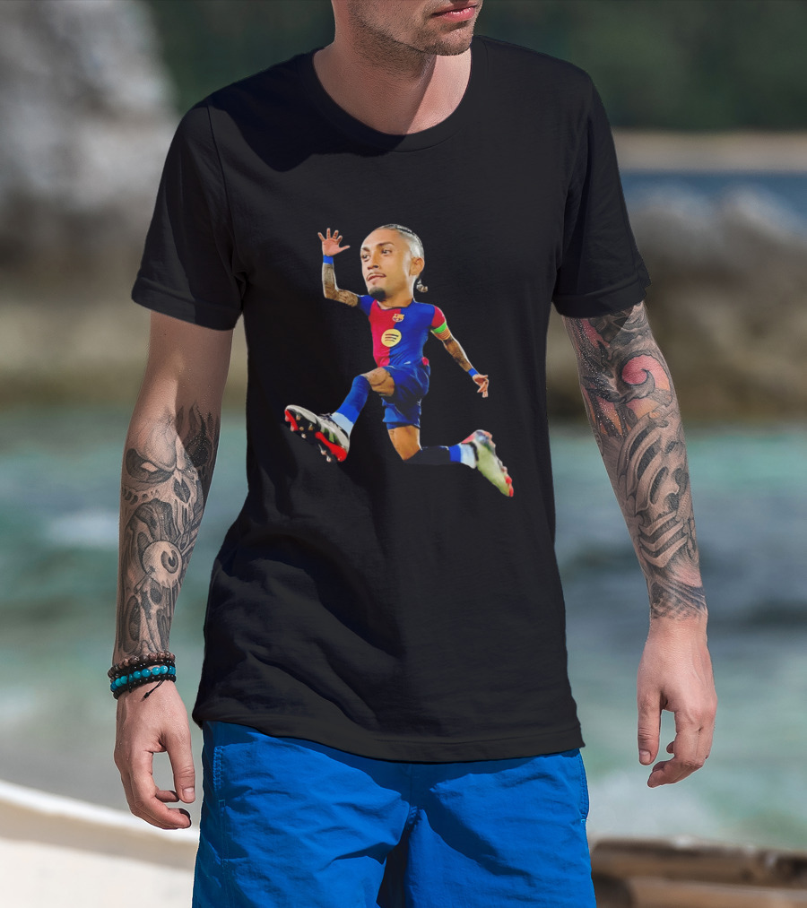 Raphinha Barcelona La Liga Brasil Caricature Player Action Pose T-Shirt