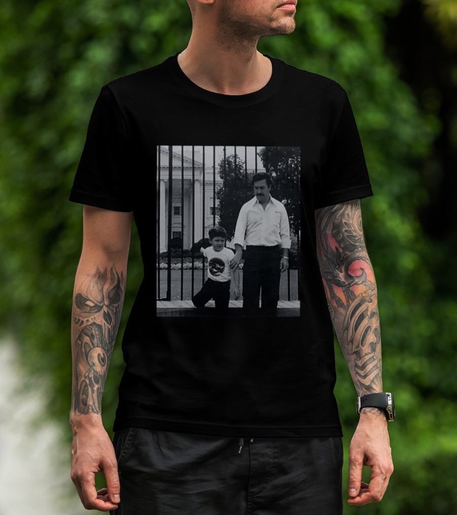 Acwt In Plain Sight White House Visit Snapshot T-Shirt