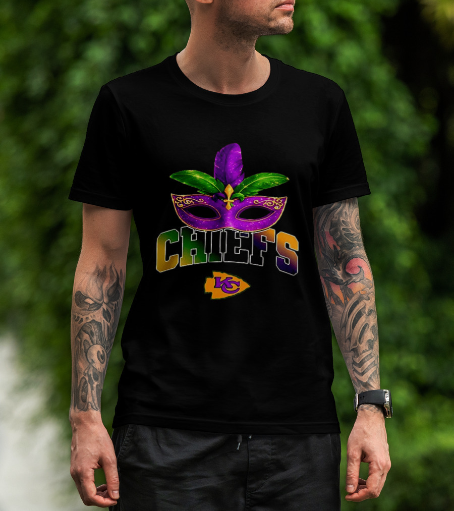 Kansas City Chiefs Mardi Gras Mask Fleur De Lis T-Shirt