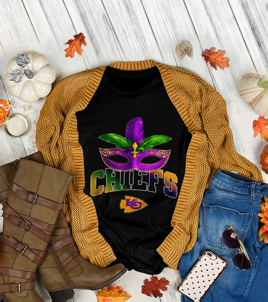 Kansas City Chiefs Mardi Gras Mask Fleur de Lis T-Shirt