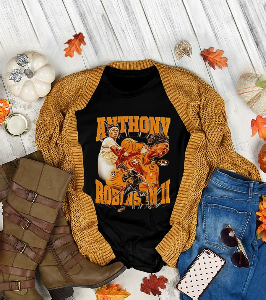 Anthony Robinson II Mizzou Tigers Basketball Player Iconic Moment T-Shirt